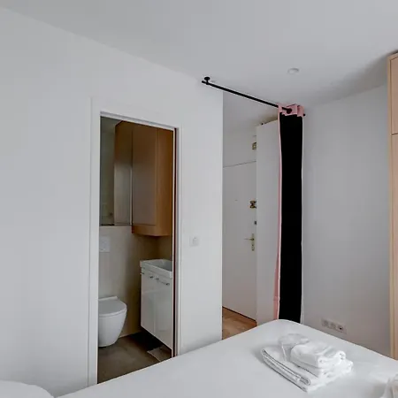 Bluestay 850 - Superb Apartment Paris